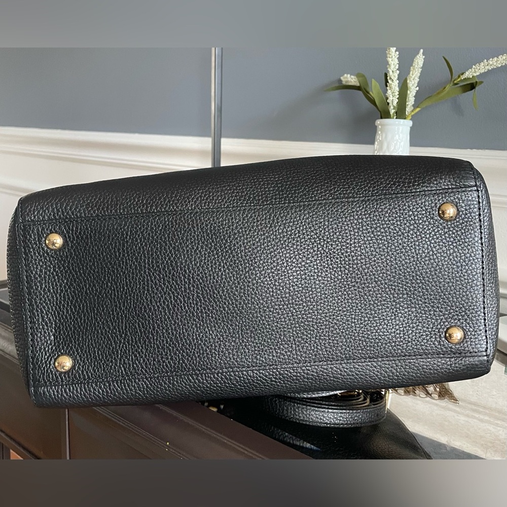 Micheal Kors Sandrine Leather Satchel - Picture 5 of 12